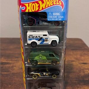 Hot Wheels Batman 5-Pack DC Comics Batmobile Batplane Gotham Vehicles Set